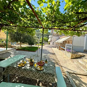 Rondo Guest house